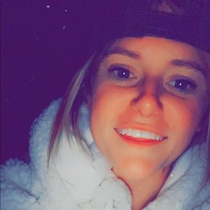 Meet your Posher, Kiley